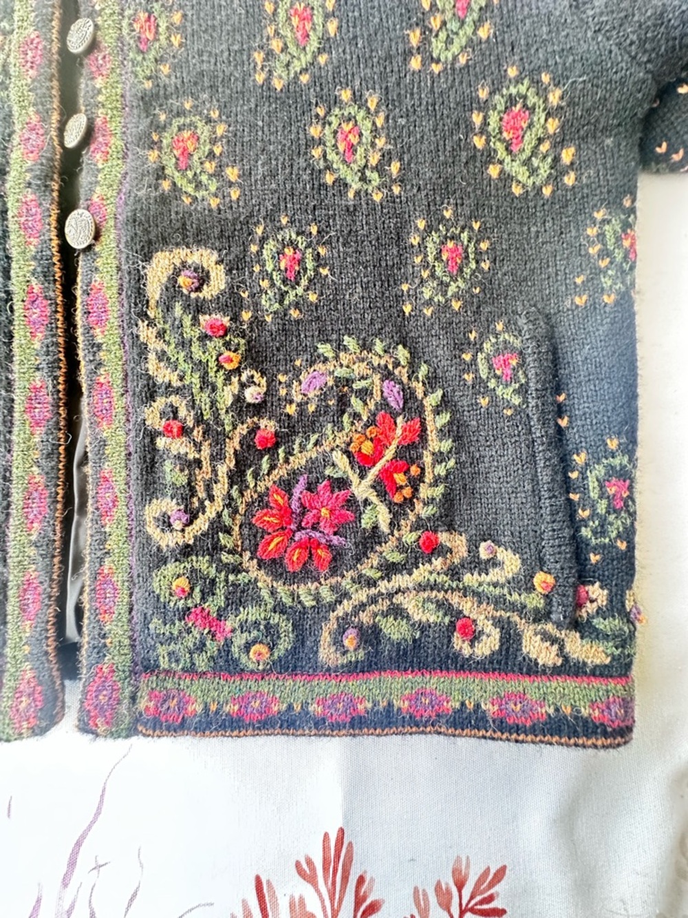Icelandic Embellished Black Floral Knit Cardigan size s - Picture 4 of 7